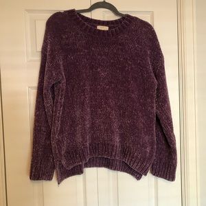 PURPLE SWEATER